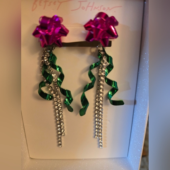 Betsey Johnson Christmas Bow Crystal Ribbon Holiday Front Back Drop Earrings NIB - Picture 3 of 16